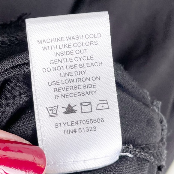 CeCe by Cynthia Steffe Black Long Sleeve Lace Trim Top Women's Size Medium - Picture 6 of 6